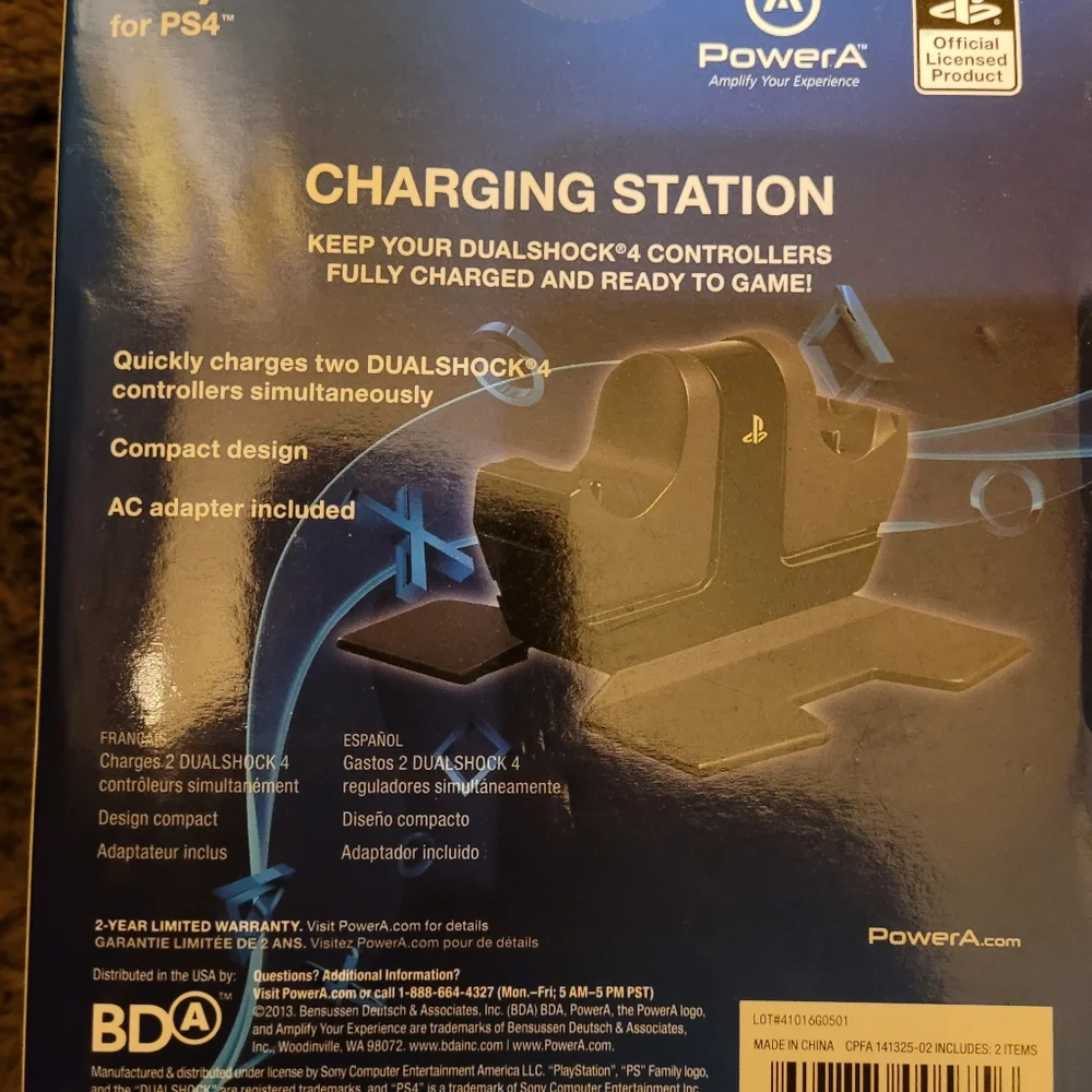PLAYSTATION 4 CHARGING STATION
